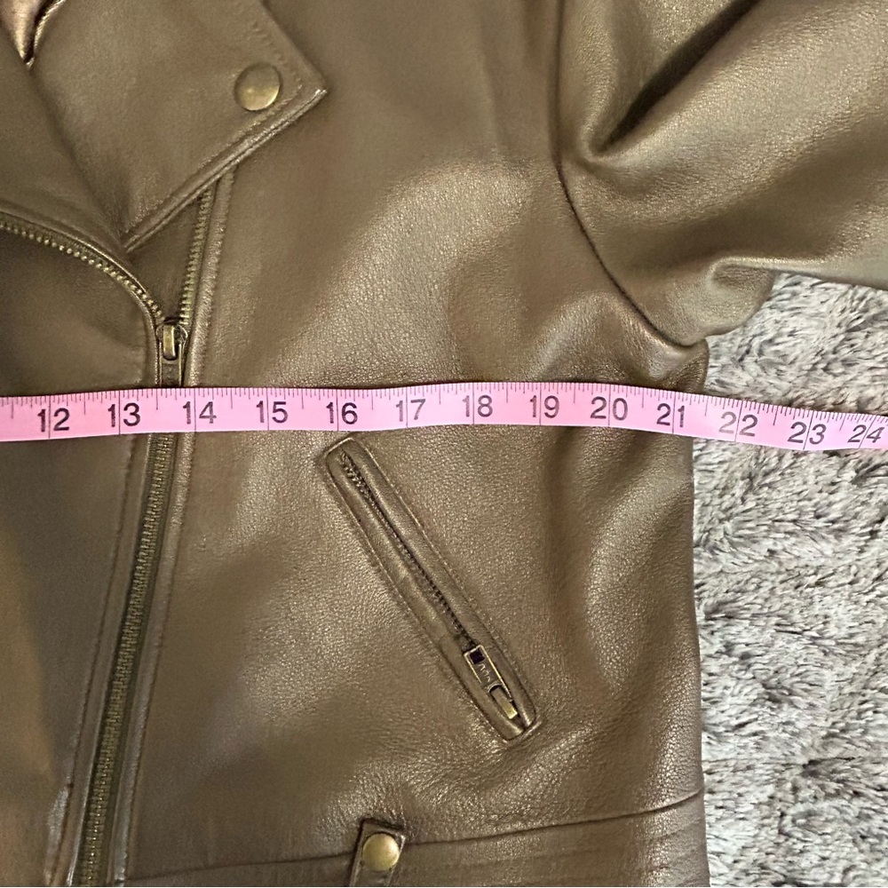 Bagatelle Leather Cropped Moto Jacket Bronze sz XL Minimalist Chic Quite Luxury - Picture 9 of 15
